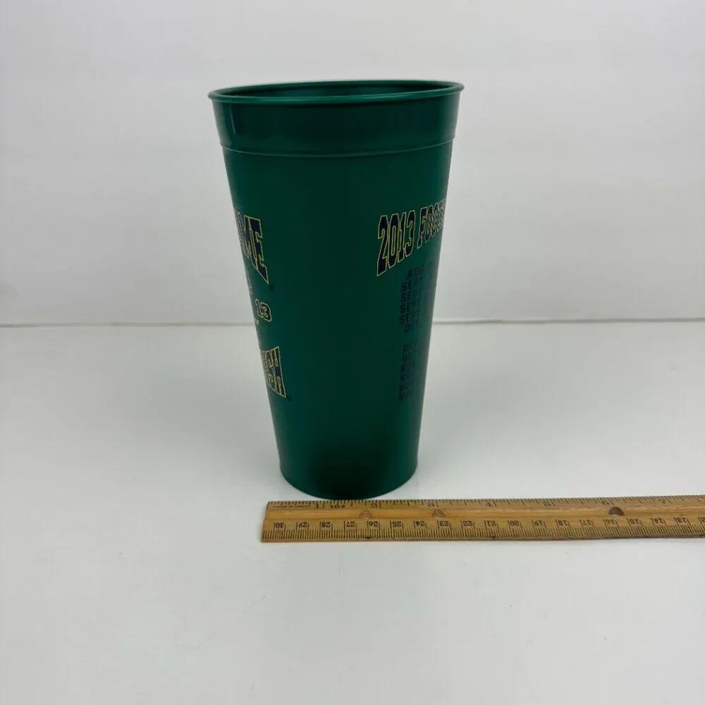 Plastic 2013 Green Notre Dame Football Fighting Irish‎ Drinking Cup w Schedule
